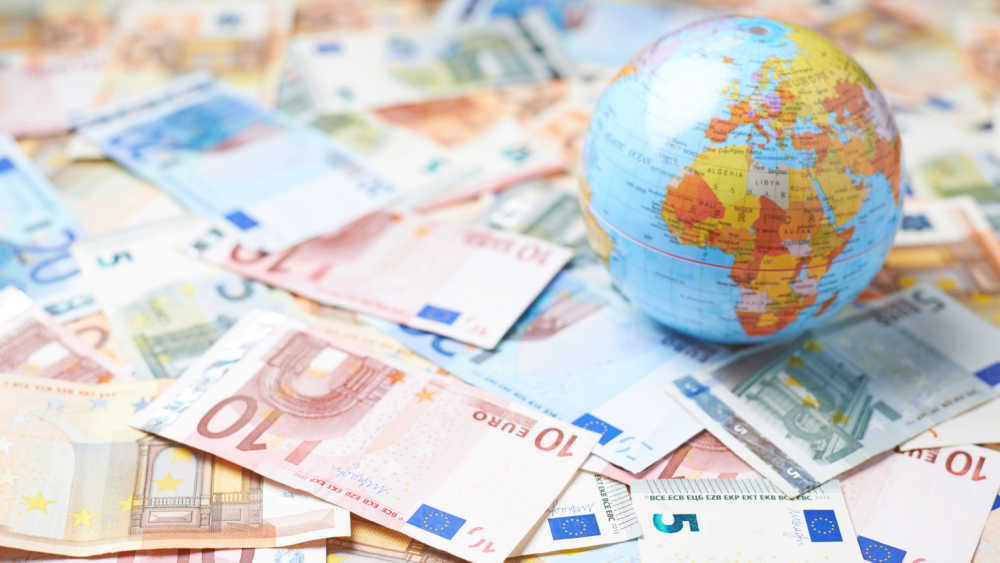 Hyjnë në fuqi rregulloret e reja, transfertat bankare më të lira dhe brenda ditës